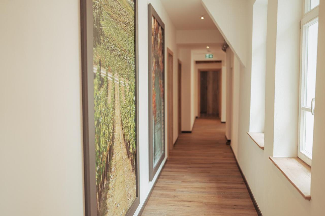Gasthaus Zum Adler Großwallstadt Extérieur photo